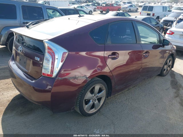 TOYOTA PRIUS - 4