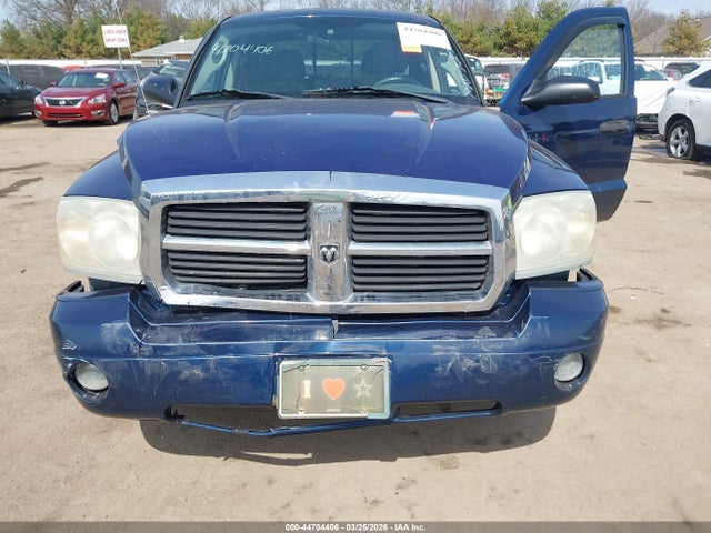 DODGE DAKOTA SLT - 6