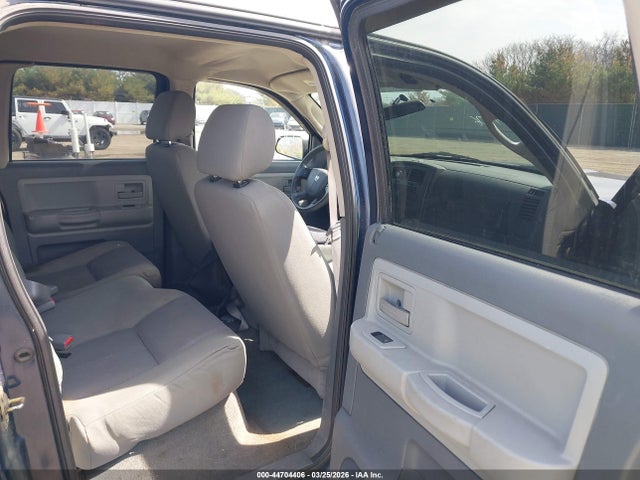 DODGE DAKOTA SLT - 8