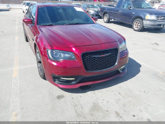 CHRYSLER 300 - 6