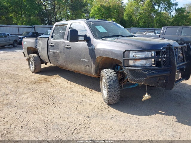CHEVROLET SILVERADO 2500HD LT - 1