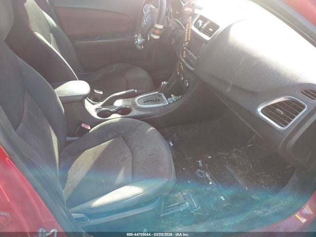 DODGE AVENGER MAINSTREET - 5