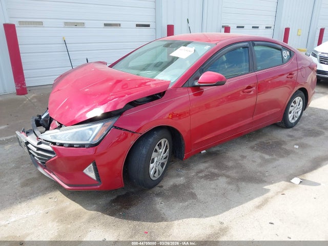 HYUNDAI ELANTRA SE - 2