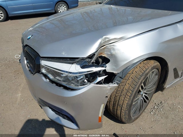 صورة 6 لـ 2020 BMW 540I XDRIVE