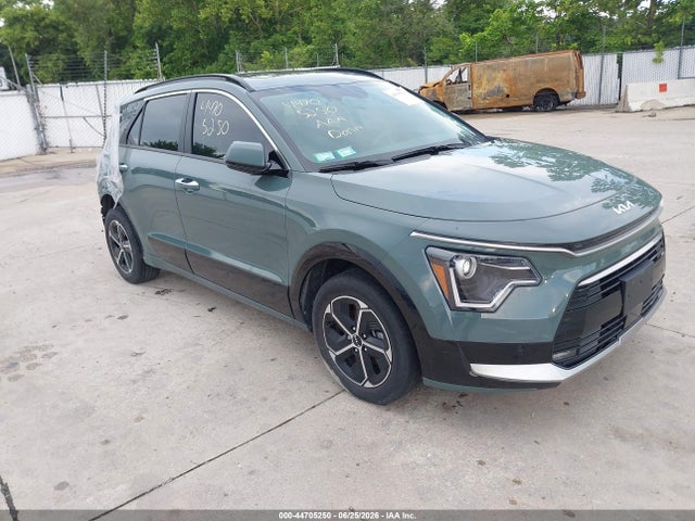 2023 KIA NIRO SX