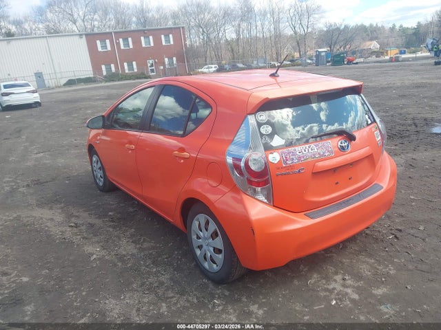 TOYOTA PRIUS C - 3