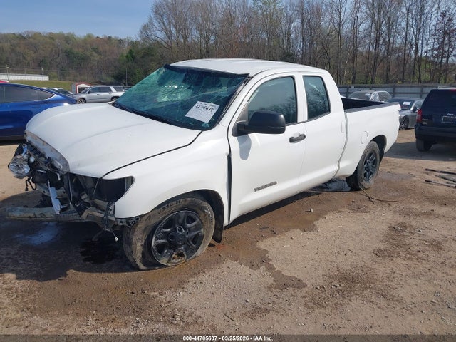 TOYOTA TUNDRA - 2