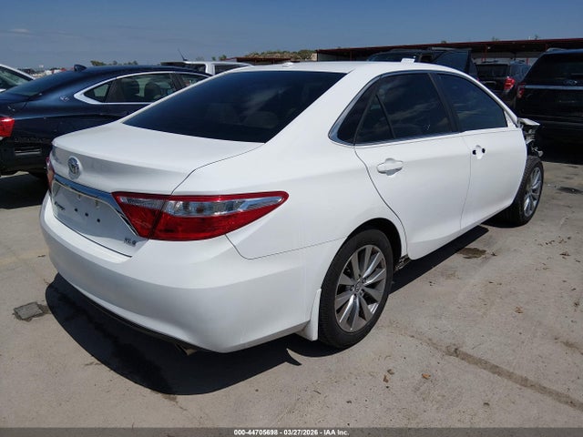 TOYOTA CAMRY - 4
