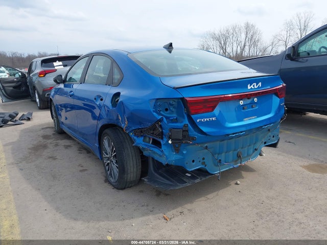 KIA FORTE GT-LINE - 3