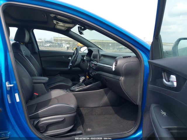 KIA FORTE GT-LINE - 5