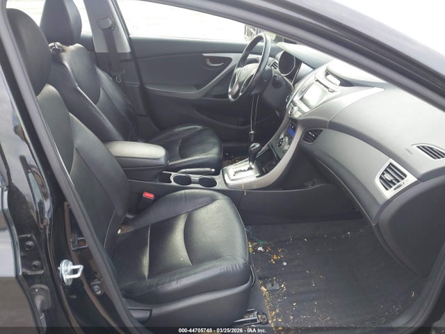 HYUNDAI ELANTRA LIMITED - 5