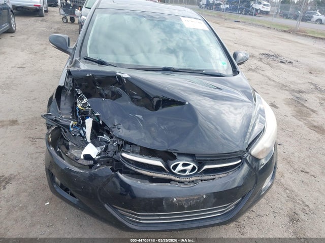 HYUNDAI ELANTRA LIMITED - 6