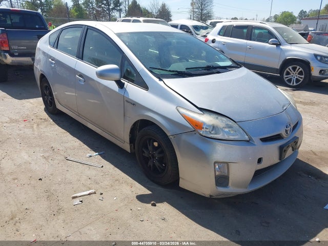 TOYOTA PRIUS - 1