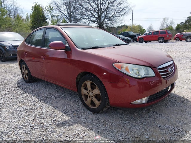 HYUNDAI ELANTRA SE - 1