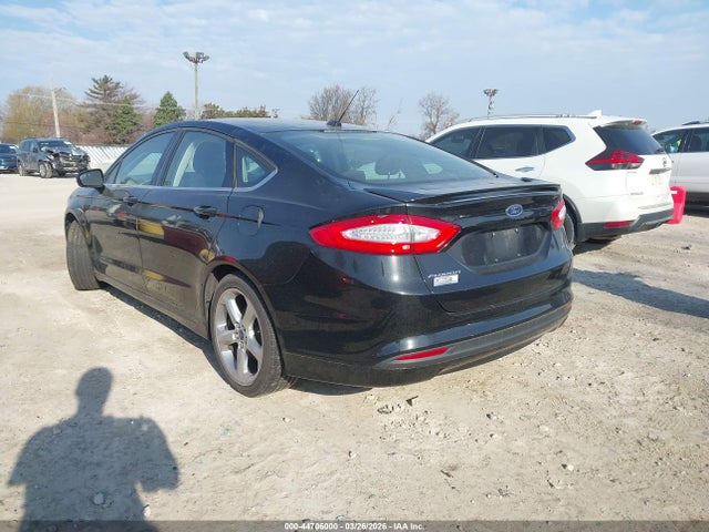 FORD FUSION SE - 3