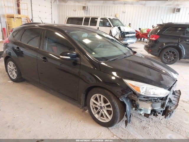 FORD FOCUS SE - 1