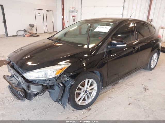FORD FOCUS SE - 2