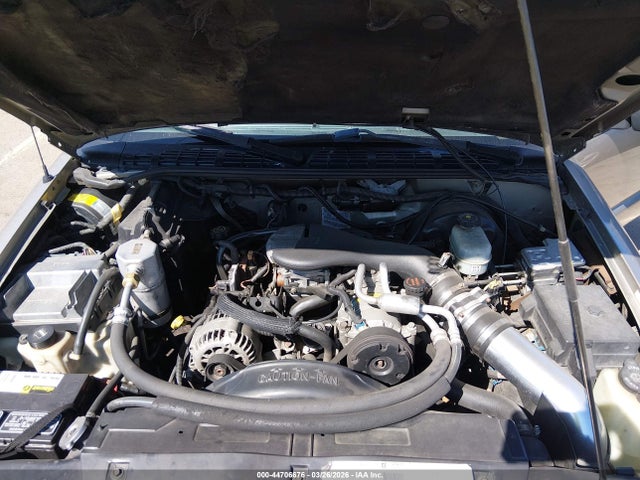 CHEVROLET S-10 LS - 10