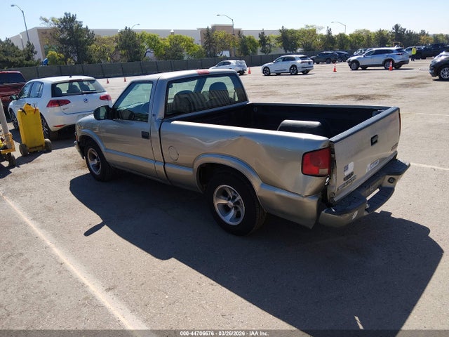 CHEVROLET S-10 LS - 3