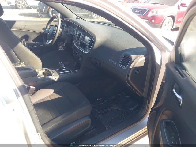 DODGE CHARGER SE - 5