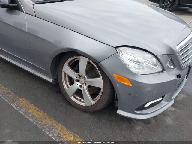 MERCEDES-BENZ E-CLASS - 6