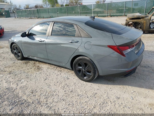 صورة 3 لـ 2021 Hyundai ELANTRA SEL