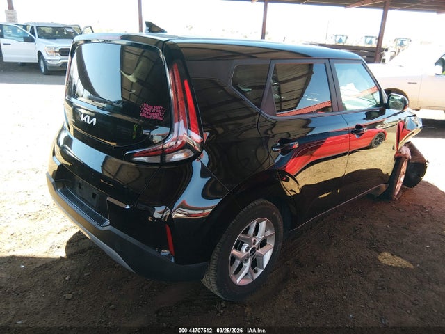 KIA SOUL - 4