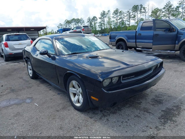 DODGE CHALLENGER SXT - 1
