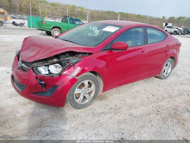 HYUNDAI ELANTRA SE - 2