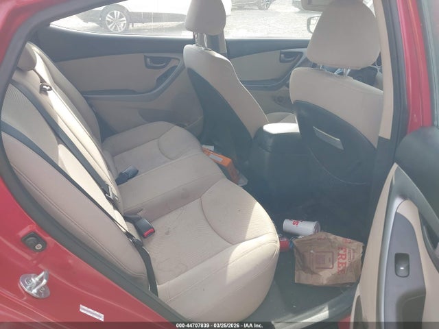 HYUNDAI ELANTRA SE - 8