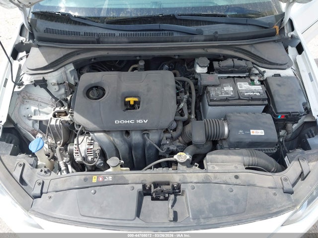 HYUNDAI ELANTRA SEL - 10