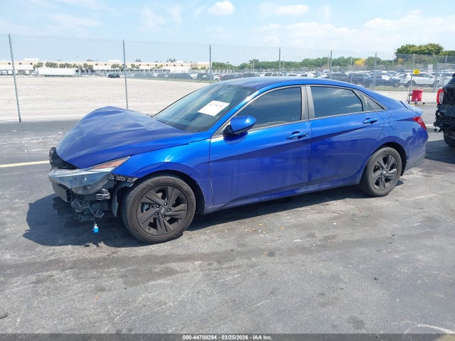 HYUNDAI ELANTRA SEL - 2