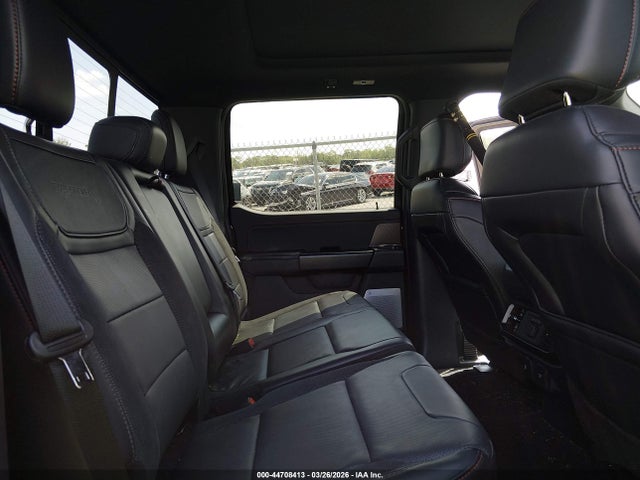 FORD F-150 RAPTOR - 8