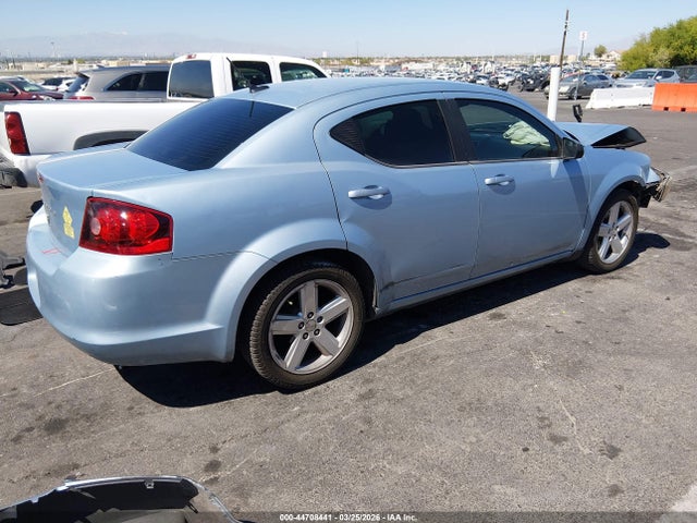 DODGE AVENGER SE - 4