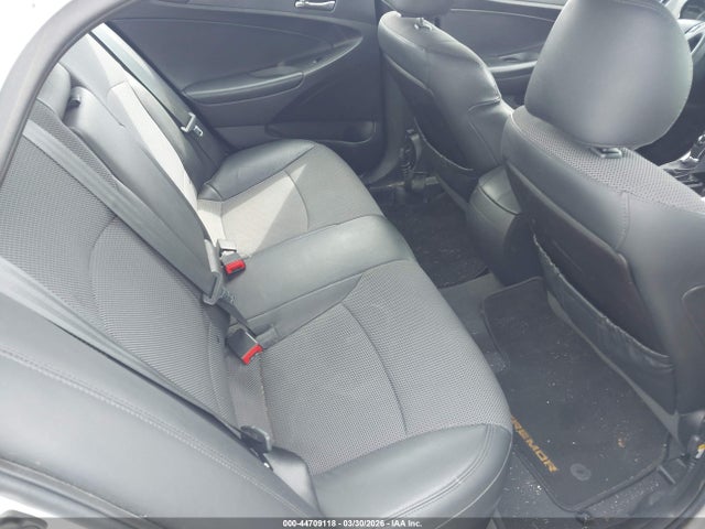 HYUNDAI SONATA SE 2.0T - 8