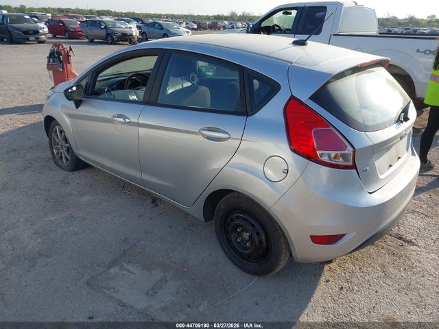 FORD FIESTA SE - 3