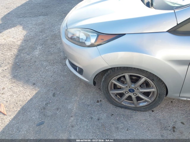 FORD FIESTA SE - 6