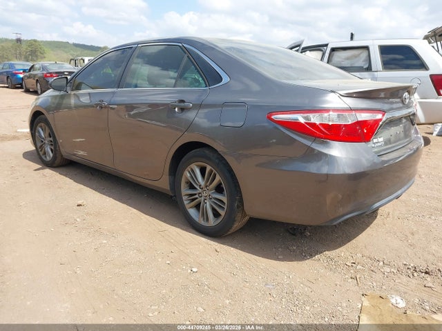 TOYOTA CAMRY - 3