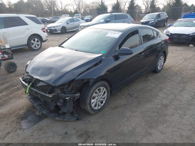 HYUNDAI ELANTRA SE - 2