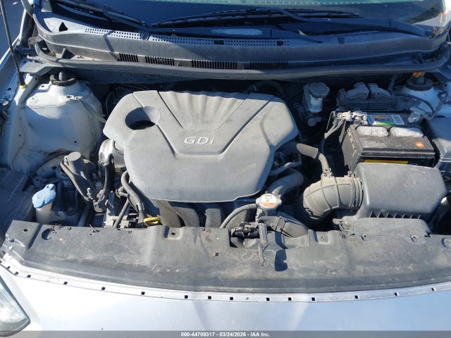 HYUNDAI ACCENT GLS - 10