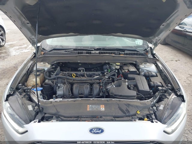 FORD FUSION SE - 10