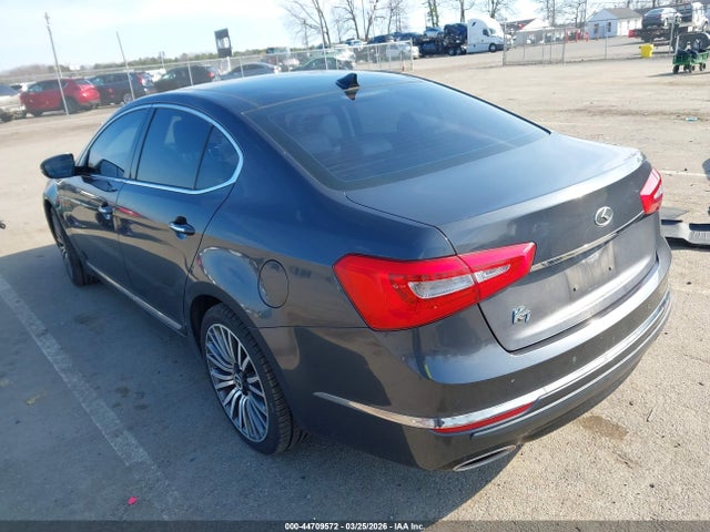 KIA CADENZA PREMIUM - 3