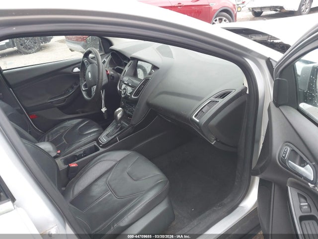 FORD FOCUS TITANIUM - 5