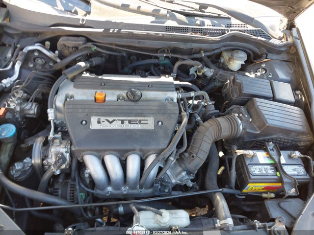 HONDA ACCORD 2.4 SE - 10