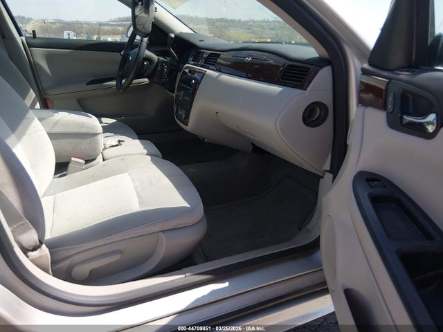 CHEVROLET IMPALA - 5