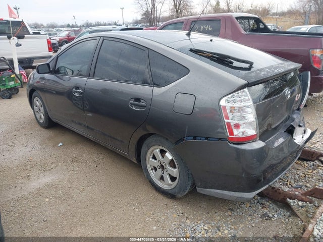 TOYOTA PRIUS - 3