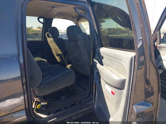 CHEVROLET AVALANCHE 1500 - 8