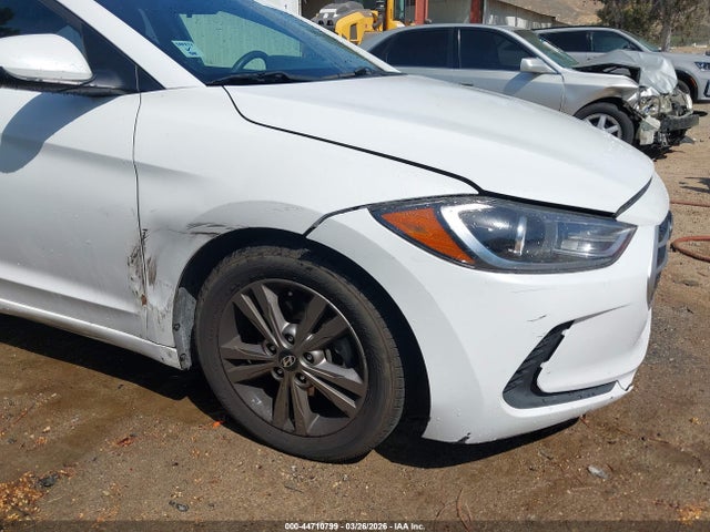 HYUNDAI ELANTRA SEL - 6