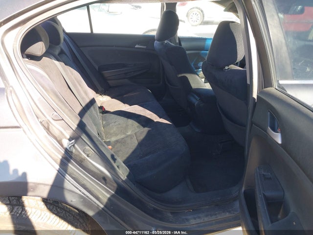 HONDA ACCORD 2.4 LX - 8