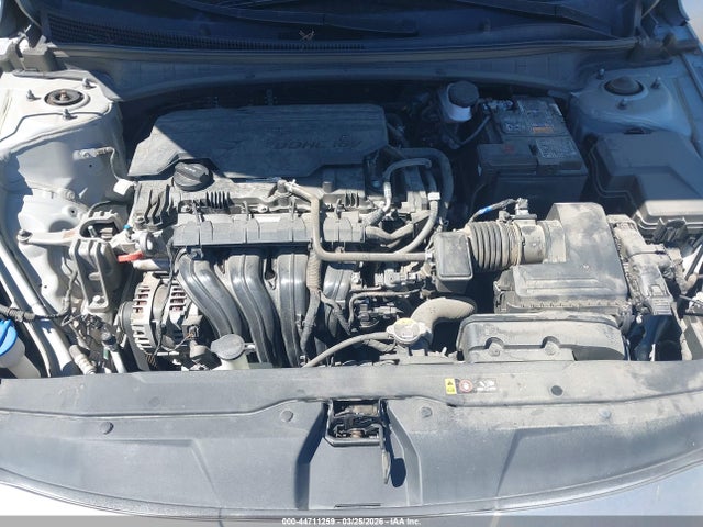 HYUNDAI ELANTRA SEL - 10